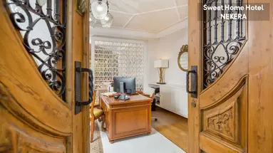 Sweet Home Hotel