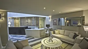 Swell Boutique Hotel