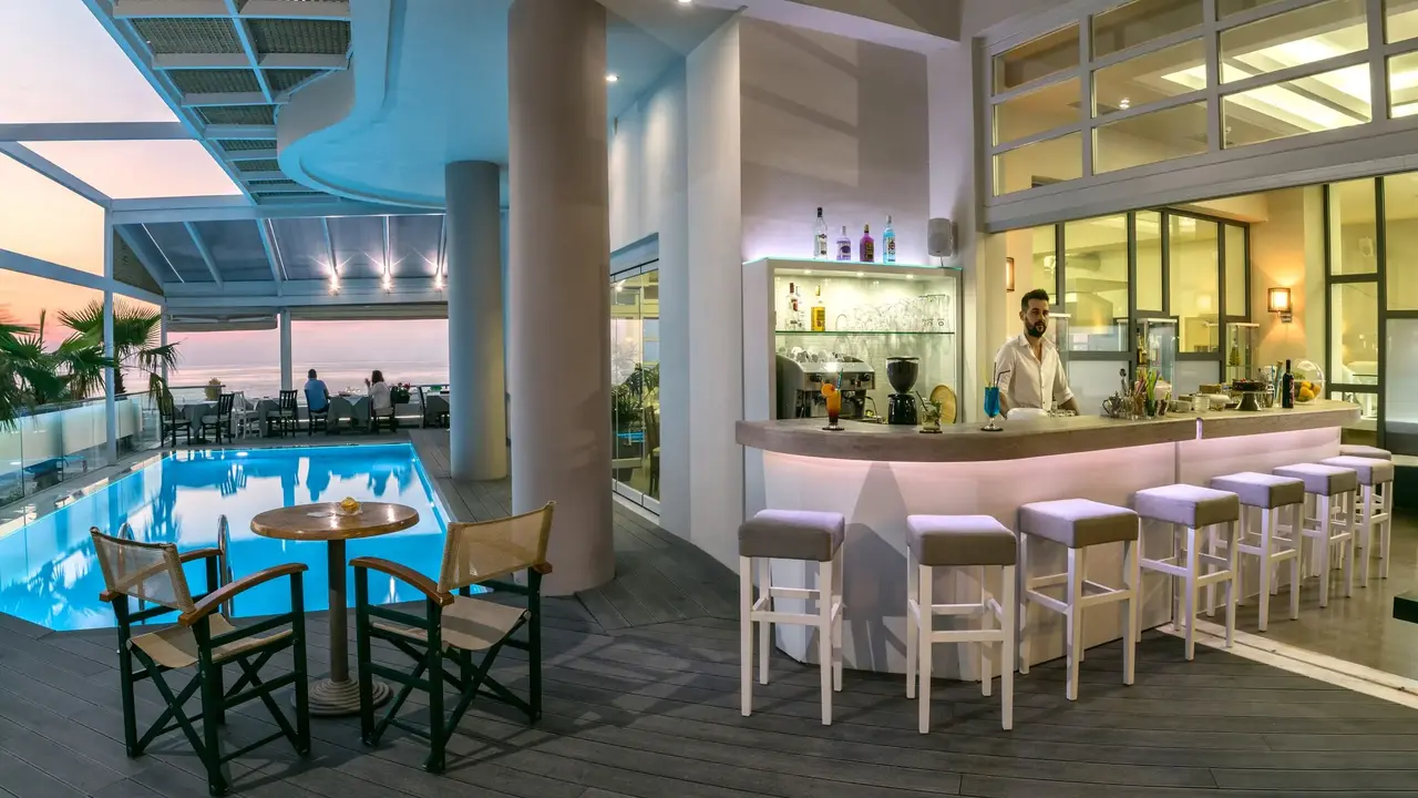 Swell Boutique Hotel