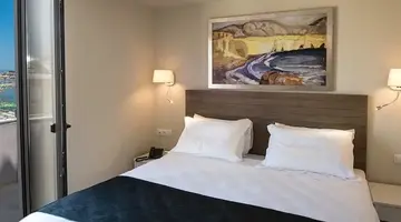 Swell Boutique Hotel