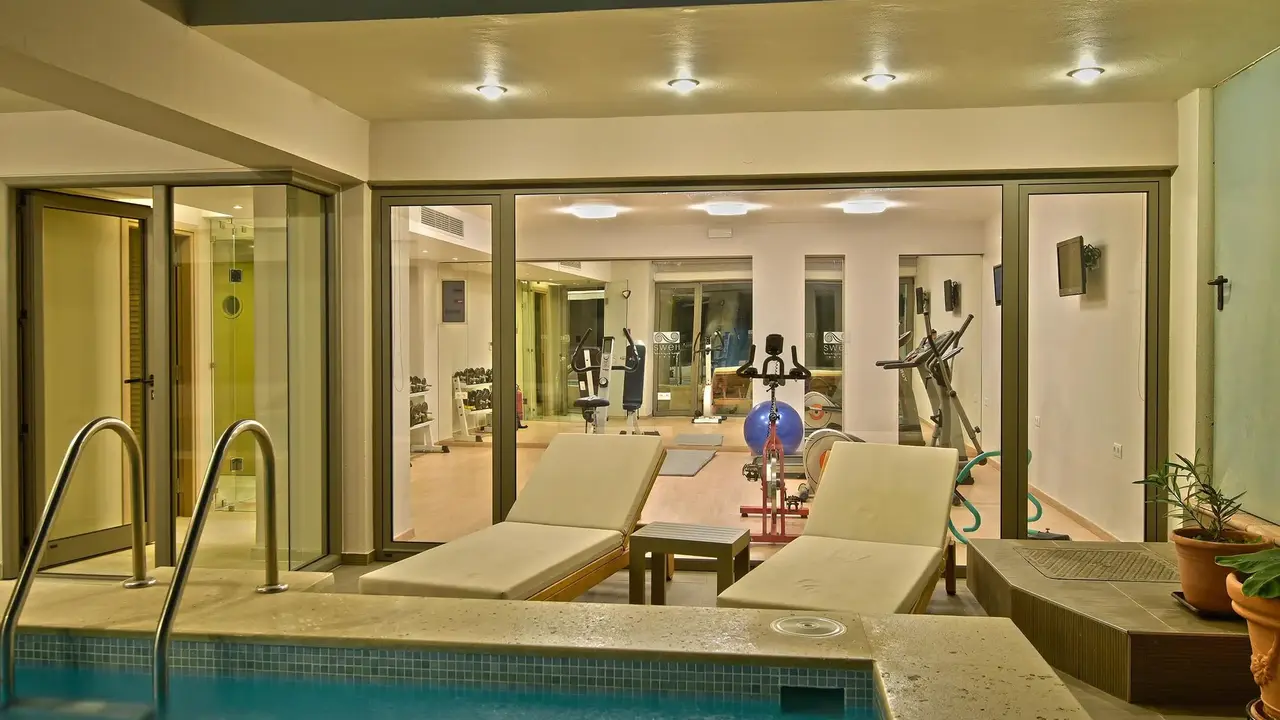 Swell Boutique Hotel