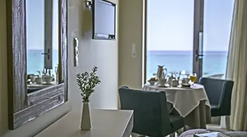 Swell Boutique Hotel