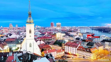 Świąteczne jarmarki nad Dunajem
