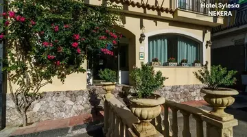 SYLESIA HOTEL