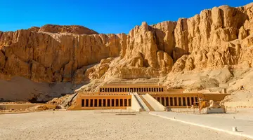 Symbole Egiptu – Nil i Piramidy z Marsa Alam