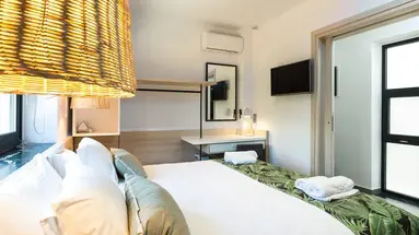 T HOTEL PREMIUM SUITES