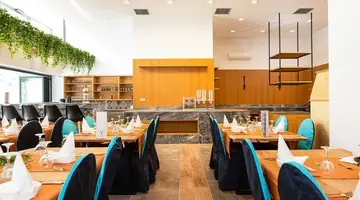 T Hotel Premium Suites