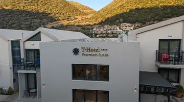T HOTEL PREMIUM SUITES