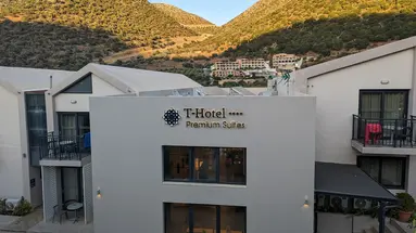 T HOTEL PREMIUM SUITES