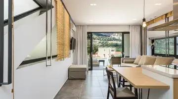 T HOTEL PREMIUM SUITES