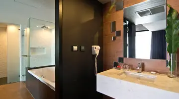 T SIX 5 HOTEL