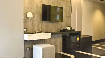 T SIX 5 HOTEL