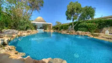 Ta' Cenc Hotel