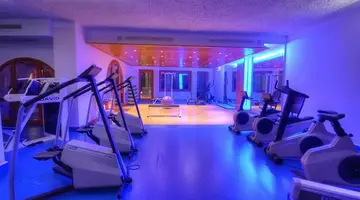 Ta' Cenc Hotel