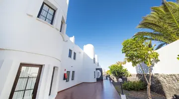 Tabaiba Apartments