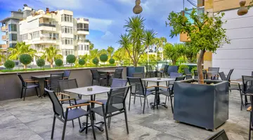 TAC PREMIER HOTEL & SPA