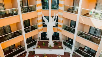 TAC PREMIER HOTEL & SPA