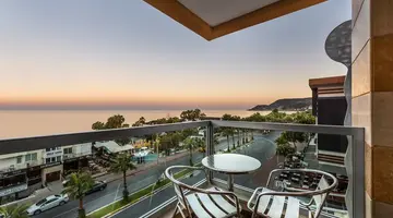 TAC PREMIER HOTEL & SPA