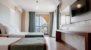 TAC PREMIER HOTEL & SPA