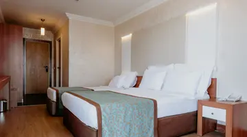 TAC PREMIER HOTEL & SPA