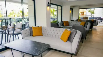 TAC PREMIER HOTEL & SPA