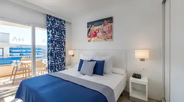 Tahiti Playa Hotel and Suites