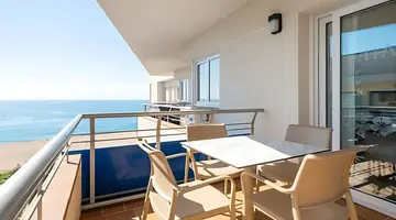 Tahiti Playa Hotel and Suites