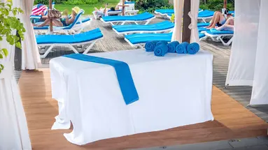 Tahiti Playa Hotel and Suites