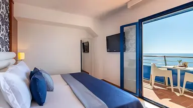Tahiti Playa Hotel and Suites