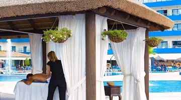 Tahiti Playa Hotel and Suites