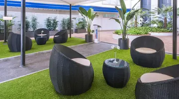 Tahiti Playa Hotel & Suites