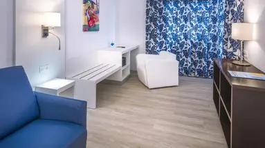 Tahiti Playa Hotel & Suites