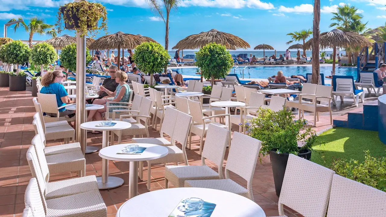 Tahiti Playa & Suites