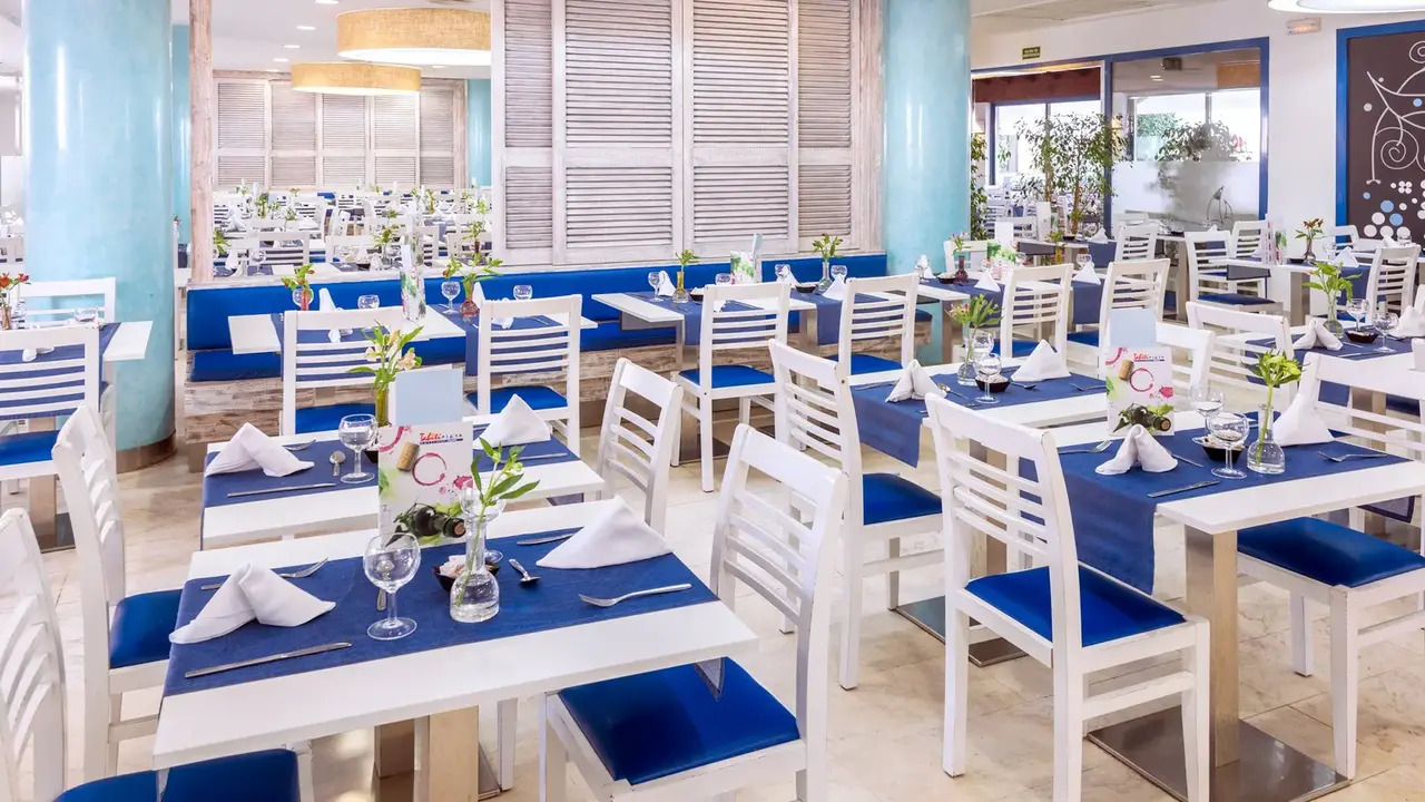 Tahiti Playa & Suites