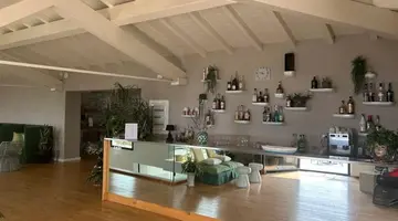 Talè Restaurant & Suite