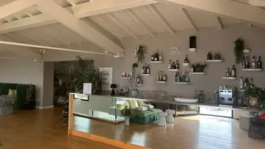 Talè Restaurant & Suite