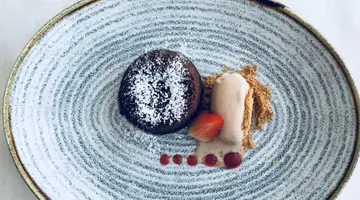 Talè Restaurant & Suite