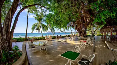 Tamarindo Diria Beach Resort