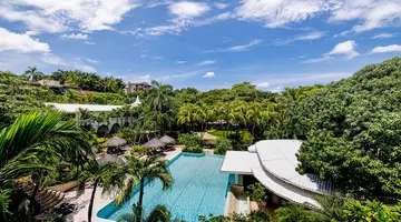 Tamarindo Diria Beach Resort
