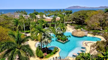 Tamarindo Diria Beach Resort