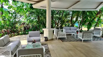 Tamarindo Diria Beach Resort