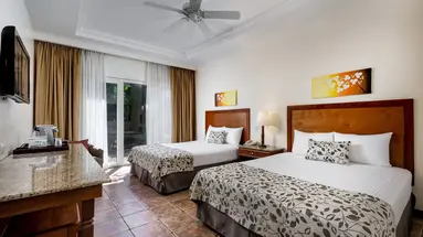 Tamarindo Diria Beach Resort