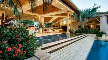 Tamarindo Diria Beach Resort