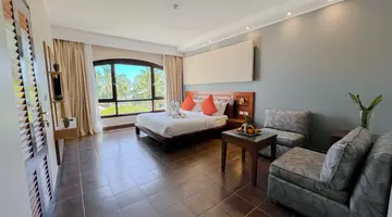 TAMRA BEACH HOTEL