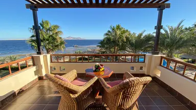 TAMRA BEACH HOTEL