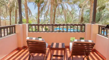 TAMRA BEACH HOTEL