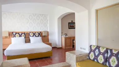 TAMRA BEACH HOTEL