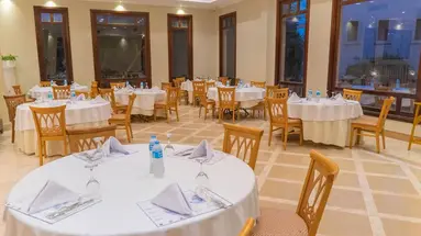 TAMRA BEACH HOTEL