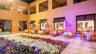 TAMRA BEACH HOTEL