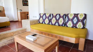 TAMRA BEACH HOTEL